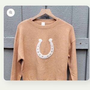 Boutique sweater NWT